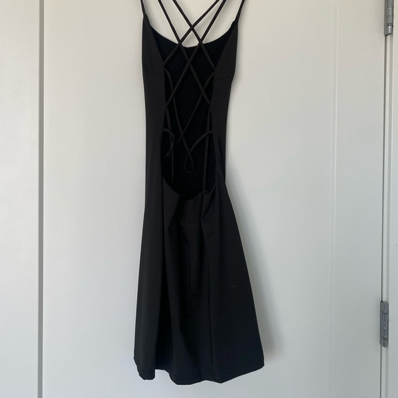 XS Black Backless Chris Cross Cocktail Dress - Picture 4 of 5